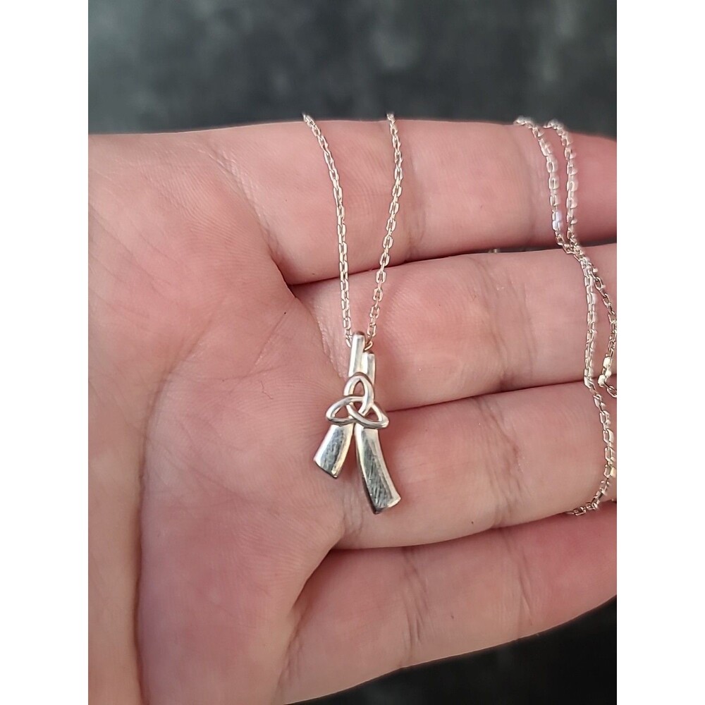 Solvar 925 Sterling Silver Celtic Knot Pendant Necklace Vintage